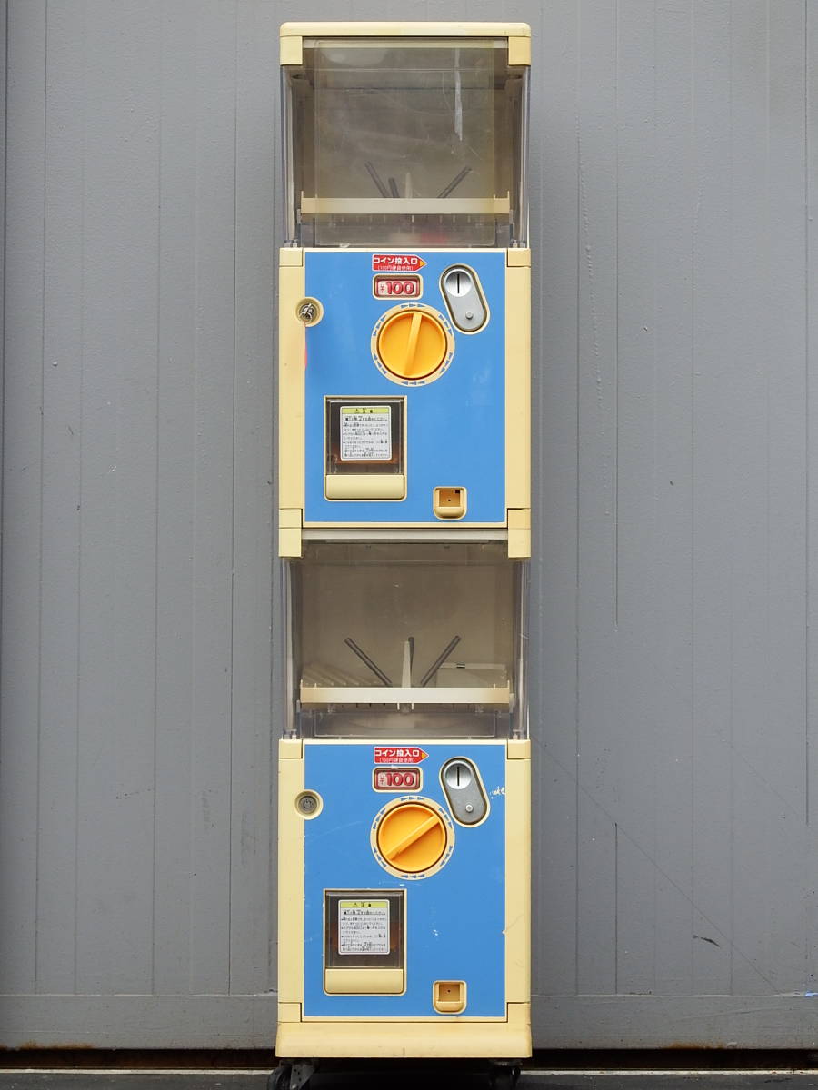 希少 バンダイ BVM2002 ガチャガチャ本体 中身入りカプセル100個サービス 2連 整備・鍵交換済