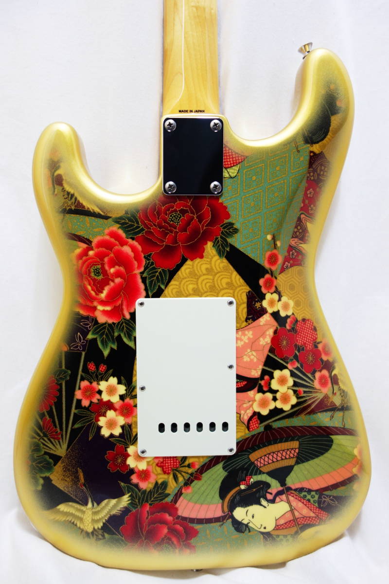 ☆激レア！Fender Japan ストラト 「ST62-SPL JGD」 豪華絢爛 和柄