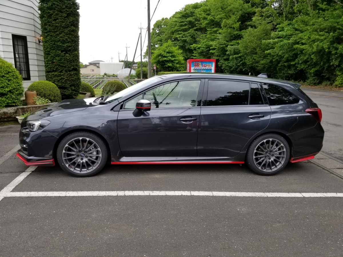 レヴォーグ純正STIホイール新車外し 新型レヴォーグSTI純正ホイール