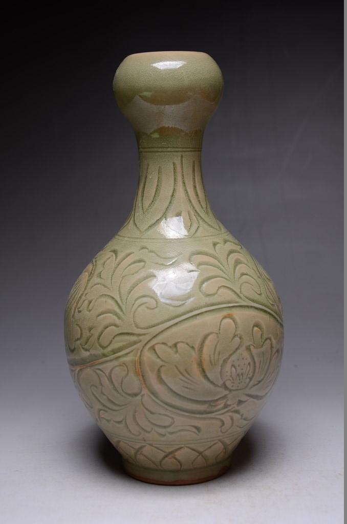 中国 宋代 汝窯 青釉 花瓶 時代 草花紋青磁花瓶 宋時代 青磁官