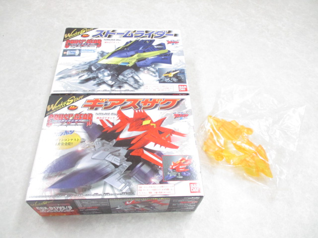 未開封 バンダイ クラッシュギア 1/1 ストームライダー，ギアスザク 他