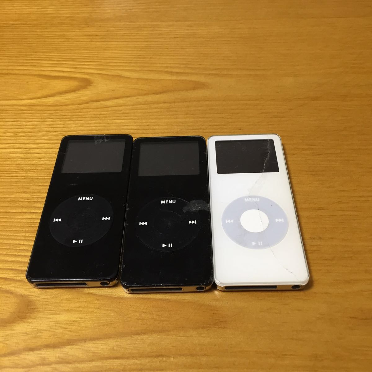iPod nano 第1世代 A1137 1GB ブラック動作未確認 本体のみ ⑤ オマケ