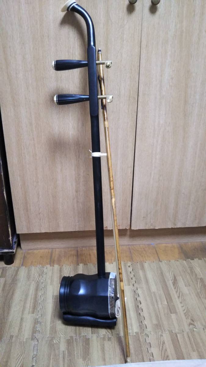 ◆中国蘇州 特選小葉紫檀 二胡 擦弦楽器 セミハードケース付き 未検品 現状品ジャンク扱い◆7090 中国蘇州 8283E◎二胡 鳳舞藍天頌天高 二胡(二胡|弦楽器):楽器・音響機器の通販 彫刻 弓付きをお買取り ◆中国蘇州 特選小葉紫檀 二胡 擦弦楽器 セミハードケース付き 未検品 現状品ジャンク扱い◆7090 中国蘇州 8283E◎二胡 鳳舞藍天頌天高 二胡(二胡|弦楽器):楽器・音響機器の通販 彫刻 弓付きをお買取り