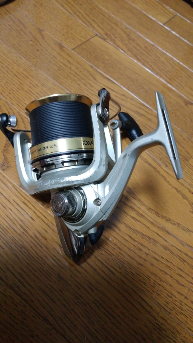DAIWA FINESURF35太糸 ダイワ ファインサーフ 投げ リール リール