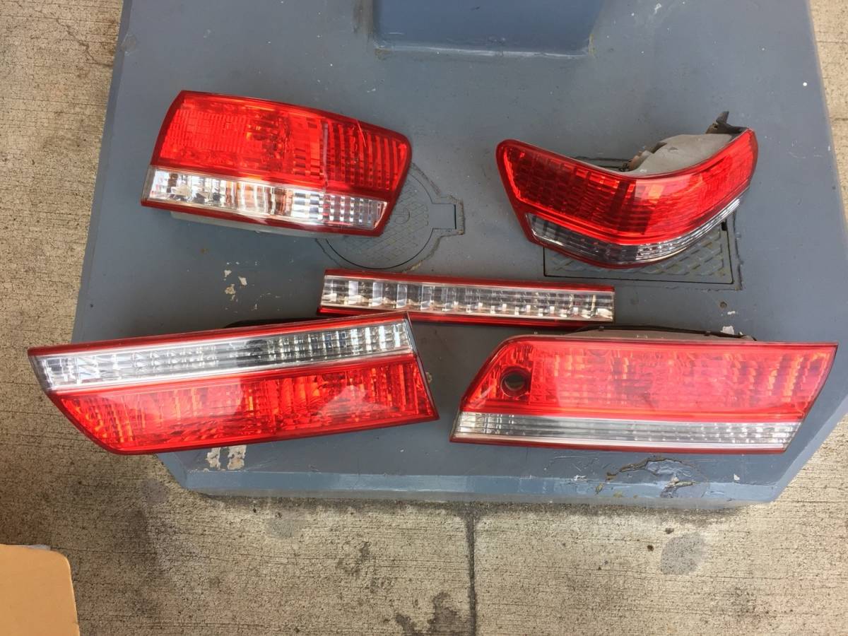 100円スタート JZX100 マークⅡ テールランプ 一台分 後期 チェイサー 