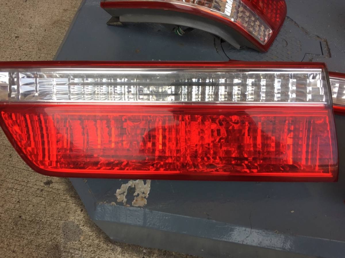 100円スタート JZX100 マークⅡ テールランプ 一台分 後期 チェイサー 