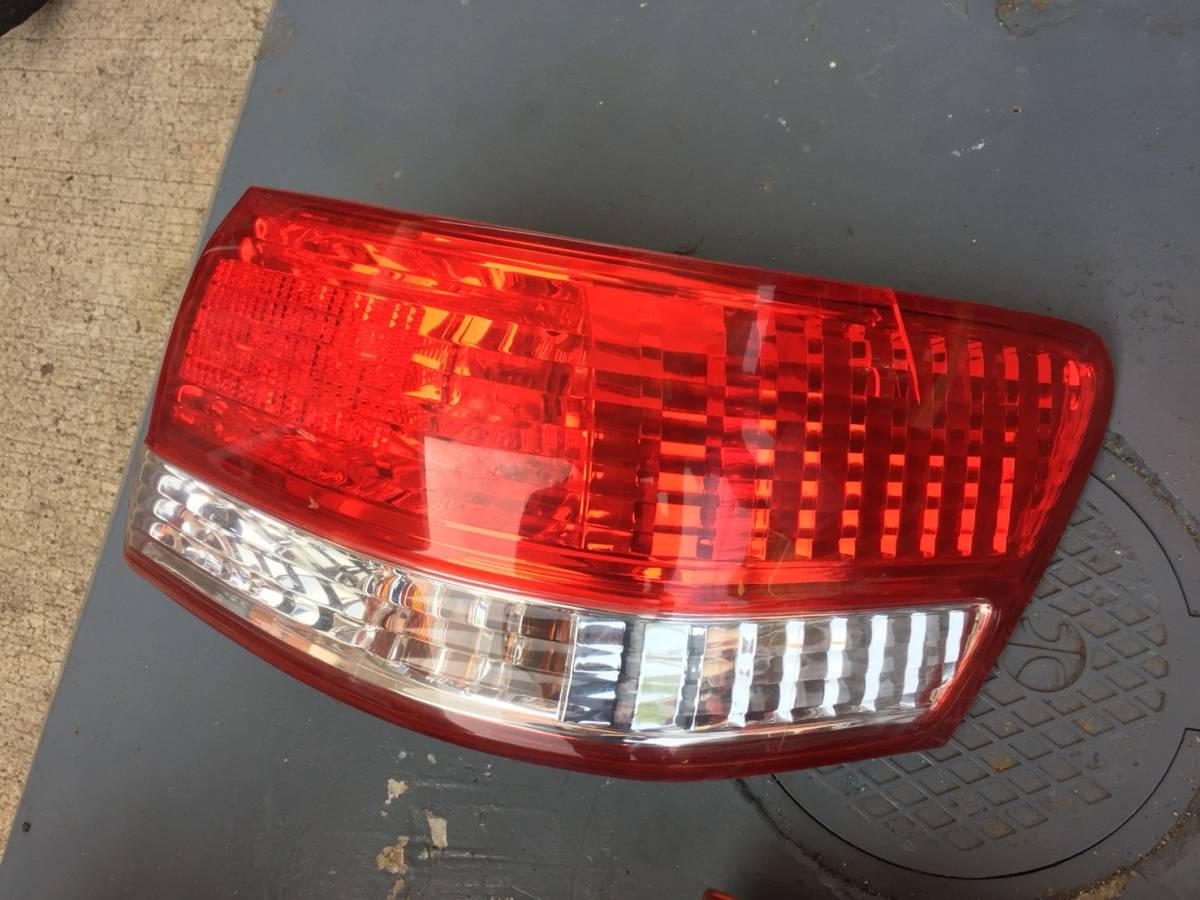 100円スタート JZX100 マークⅡ テールランプ 一台分 後期 チェイサー 