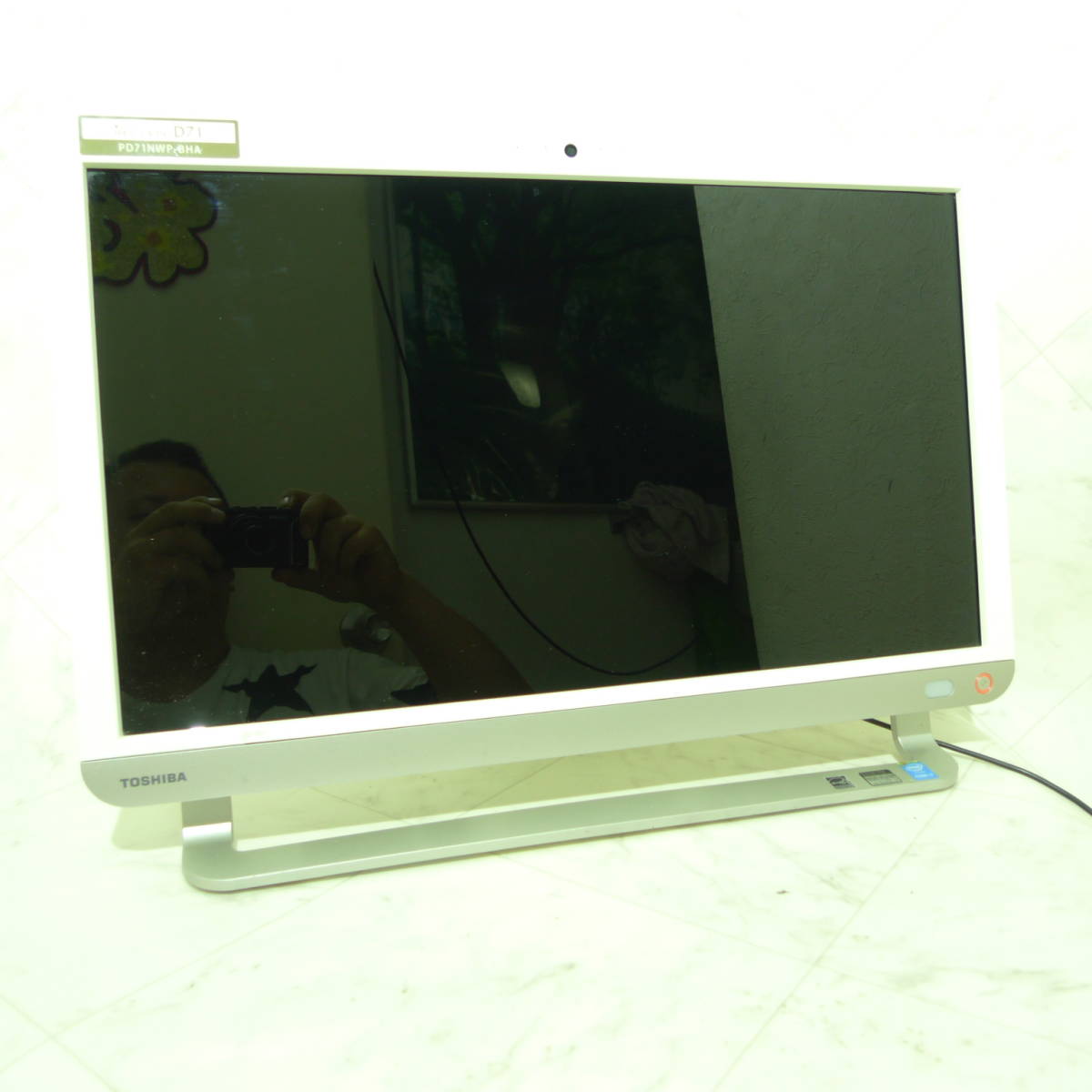 中古 ジャンク Dynabook REGZA 東芝 TOSHIBA D71/NW 一体型パソコン 第