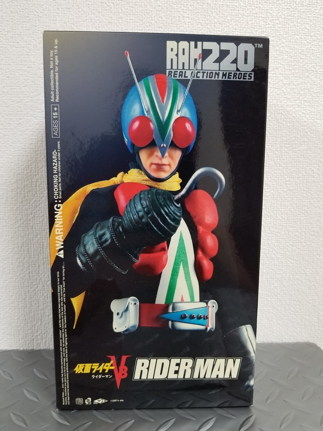 メディコムトイ 仮面ライダーV3 RAH220 リアルアクションヒーローズ