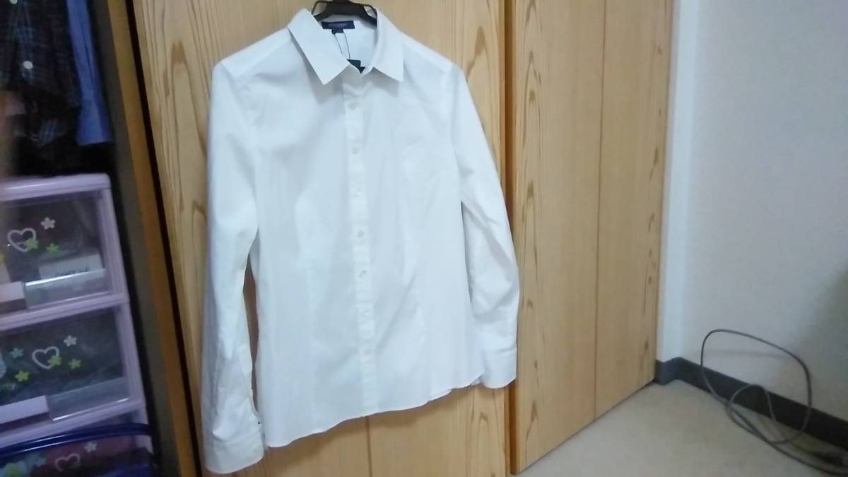 タグ付　BURBERRY ホワイト シャツ 38 シャツ 白の通販 BURBERRY（シャツ⁄ブラウス(長袖⁄七分)）のフリマ