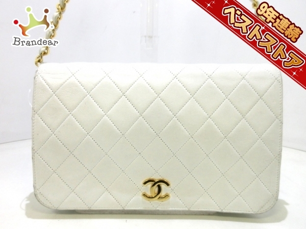 シャネル CHANEL バッグ ショルダーバッグ ラムスキン 白 チェーン 