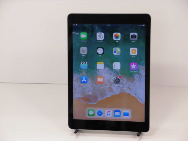 【中古】iPad Air (MD785J/B)iPad Wi-Fi 16GB グレイ(14/11)(15/02)【初期化済み】