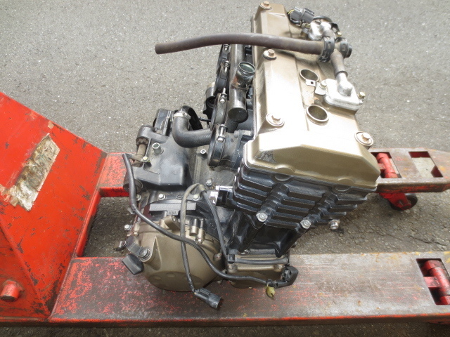 Z750S Kawasaki Engines ZR750K-001 エンジン KAWASAKI and Engine