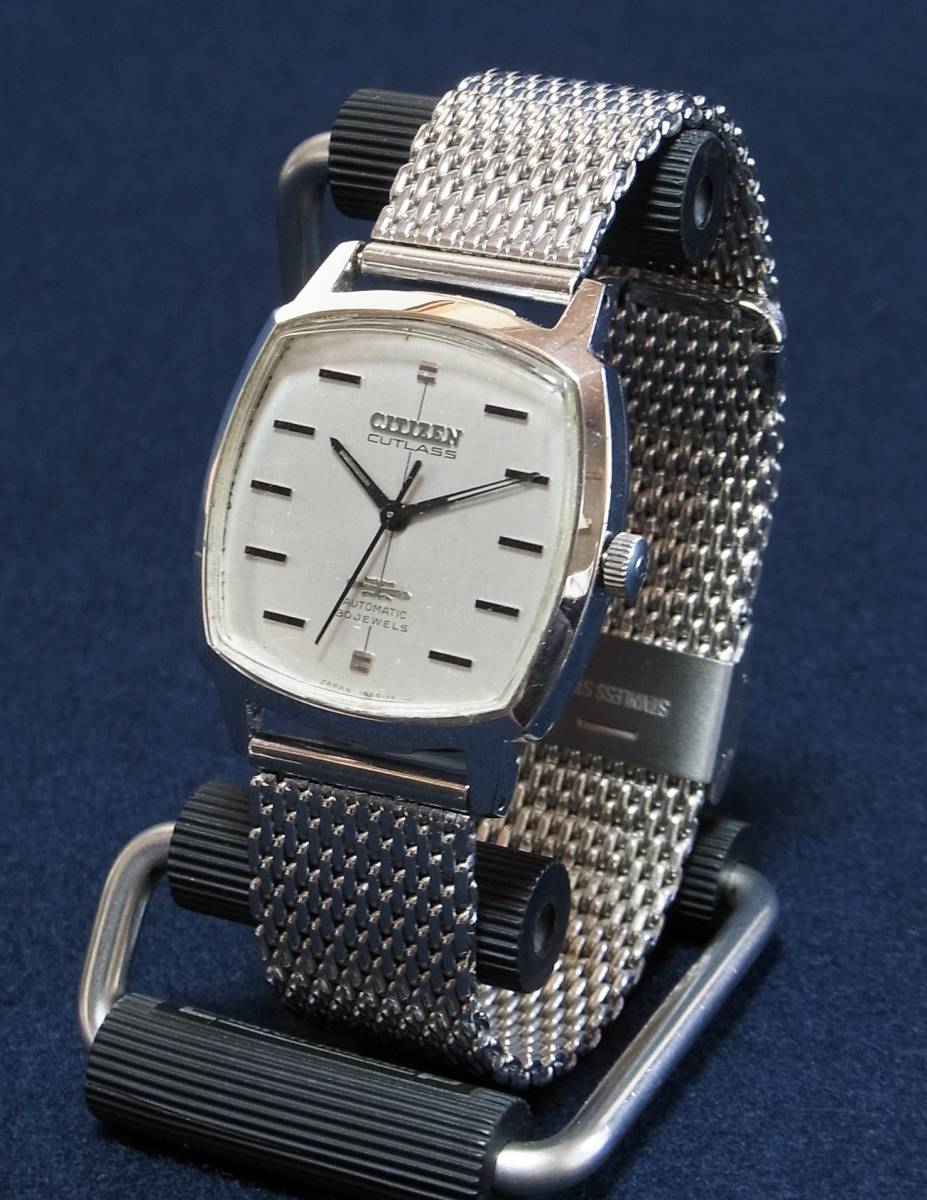 CITIZEN CUTLASS シチズン カトラス 黒灰 稼働品 シチズン カトラス