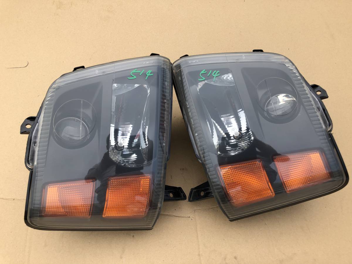 ワゴンＲ RR MC22S MC21S MC12S MD21S MD22S AZワゴン 純正 ヘッドライト 左右 ヘッドランプ ハロゲン 514