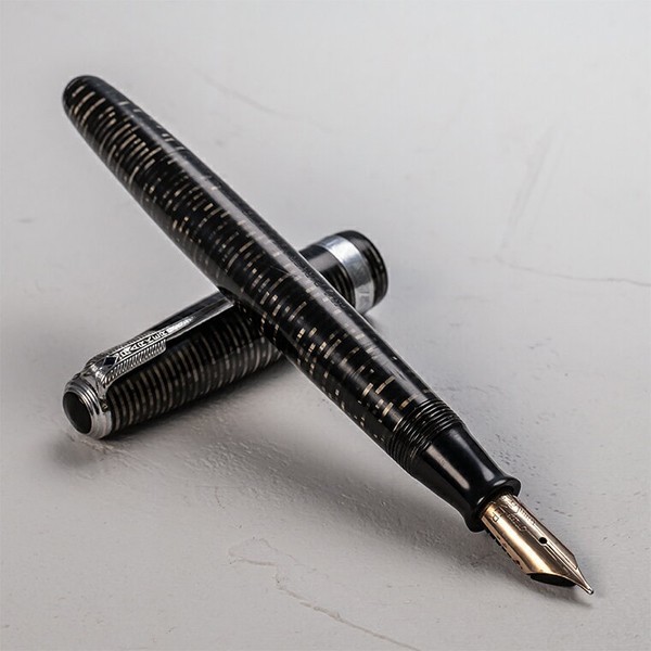 PARKER/パーカー ビンテージ 万年筆 1946年製 “Vacumatic/ヴァキュ