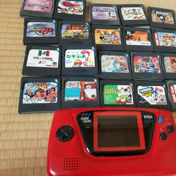 ゲームギア 希少ゲームギア本体赤動作確認済み。カセット20個付き♪ レッド