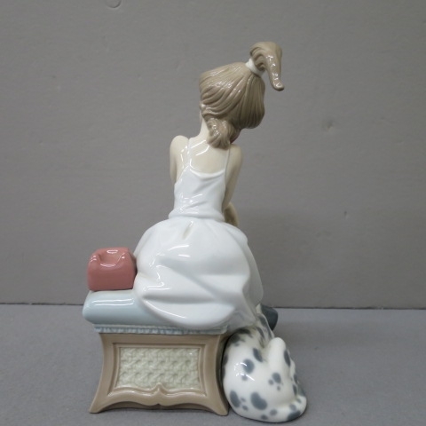 リヤドロ(LLADRO)|大事な電話|ハードオフ公式通販オフ リアドロ
