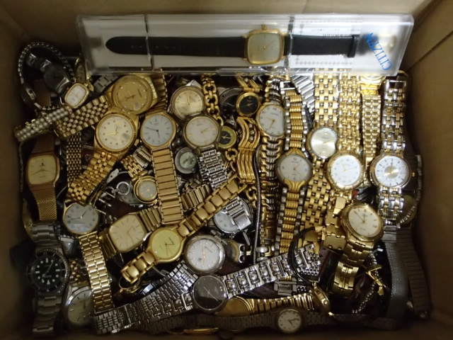 腕時計 大量まとめ売り ジャンク品250本以上 ジャンク腕時計☆大量 250本以上 9kg超☆まとめて☆セットで☆SEIKO