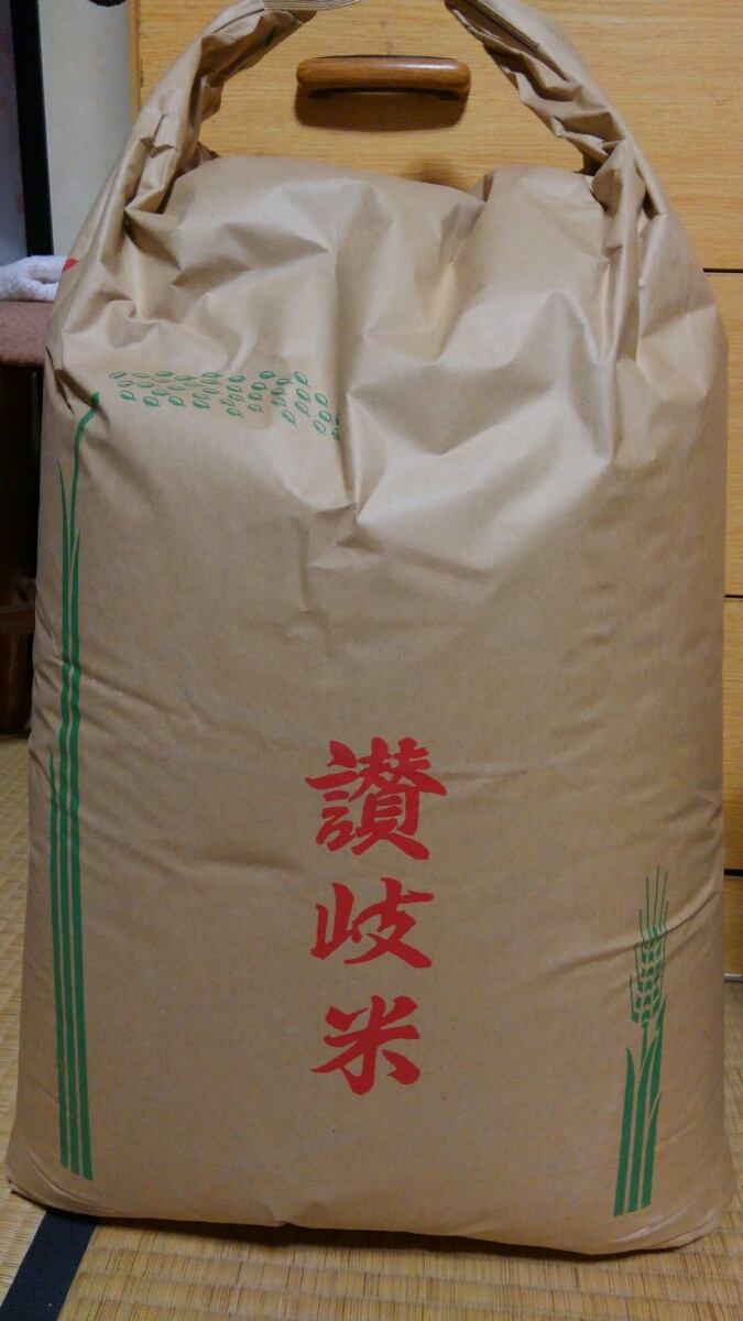 香川県産　29年度　玄米30kg コシヒカリ　減農薬米