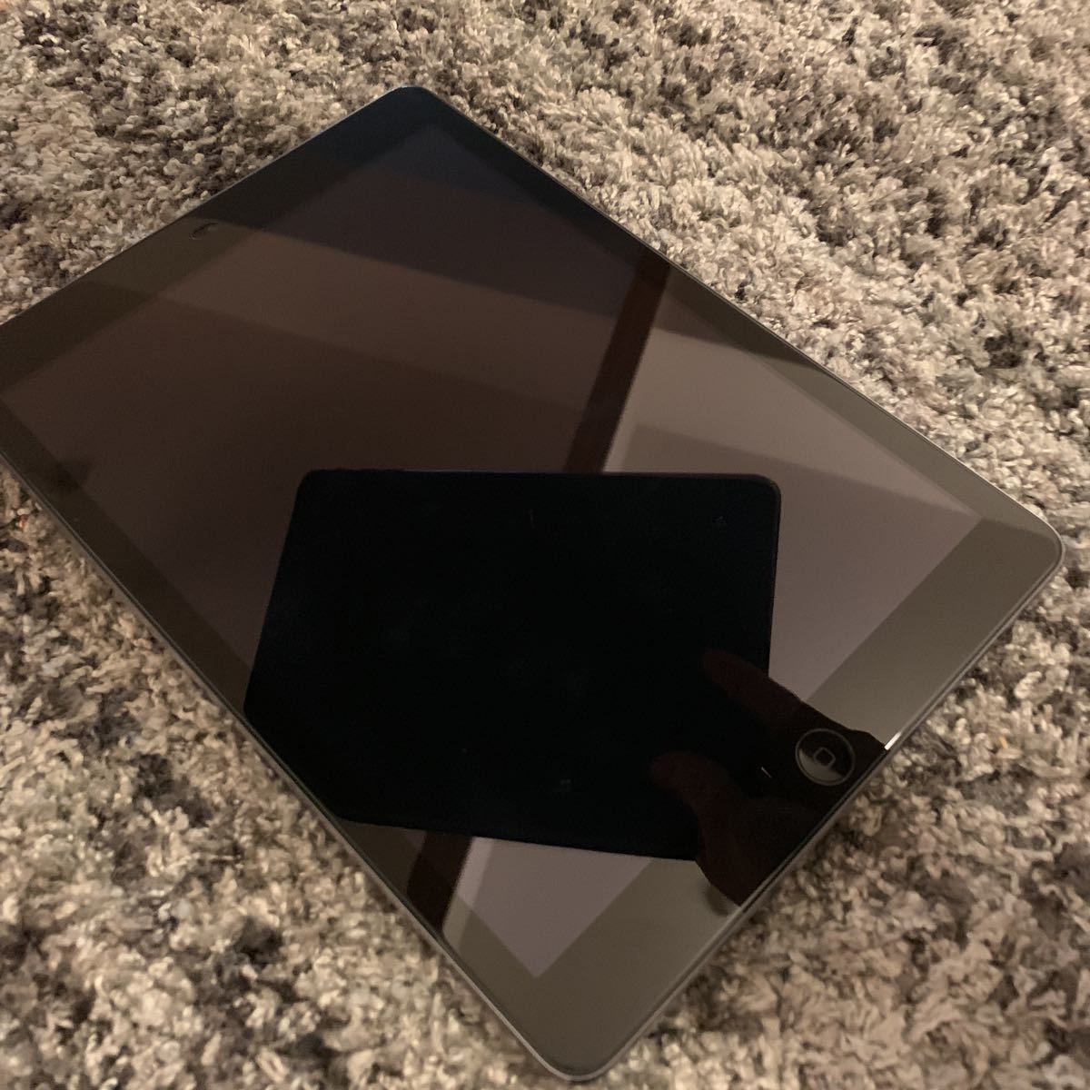 Apple iPad Air 64GB Wi-Fi Space Gray A1474 【公式通販】