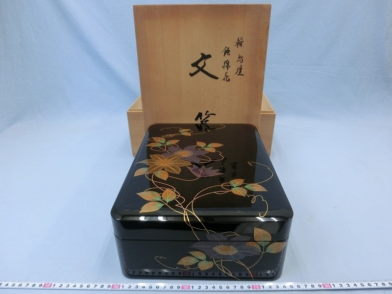 唐木 花梨 木製 アクセサリーケース 収納ボックス ∇花∇江戸時代 金地切金本金蒔絵『田植ノ図』四段印籠 木彫彩色鳥図