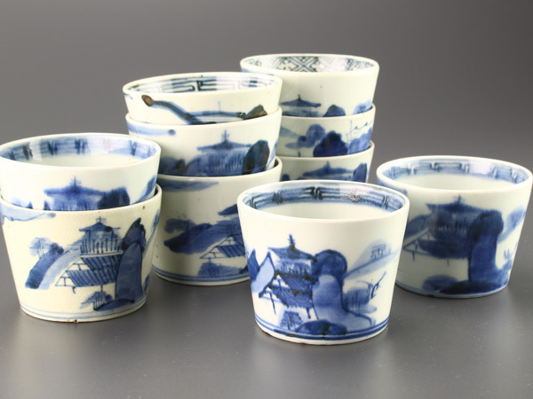 古伊万里染付花散らし文蕎麦猪口江戸時代 古伊万里染付花散らし文蕎麦猪口江戸時代 【流】古美術品 古