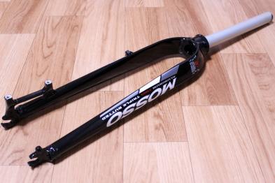 MOSSO M3 26インチMTB用フロントフォーク 新品 黒 ポストマウント
