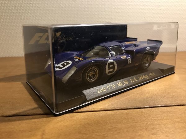 コレクション放出] 1/32 スロットカー FLY LOLA T70 MK3B sebring 1969