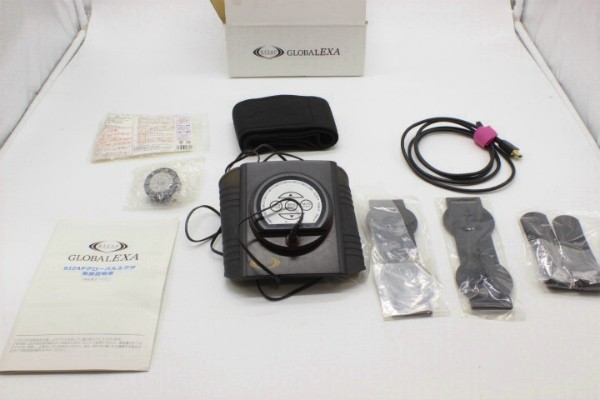 良品 動作OK Rizap ライザップ GLOBAL EXA グローバルエクサ R-GE EMS美容機 取扱説明書付き シェイプアップ ダイエット 沢D103154
