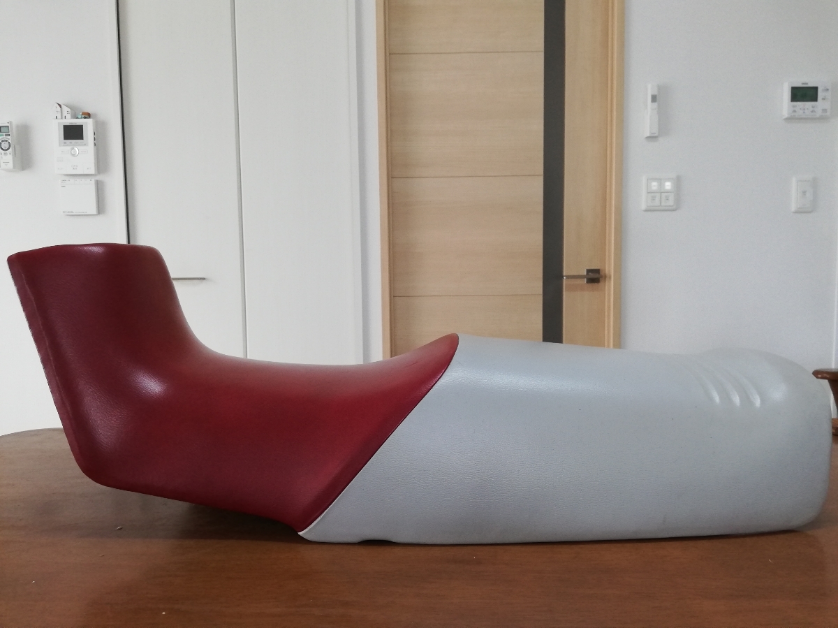 Yahoo!オークション GSX1100S刀 シート -「gsx1100sカタナシート