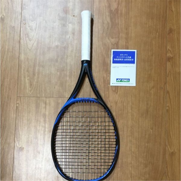 YONEX EZONE ユニックスのラケット オートバイ車体 オートバイ
