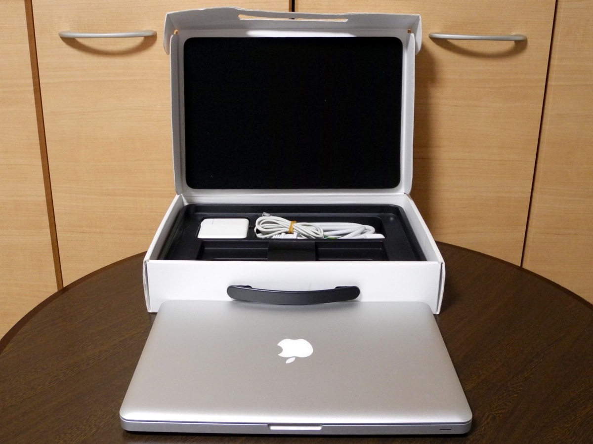 HOT，お買い得 ☆MacBook Pro 13.3（i5 2.4GHz/4GB/500GB/SD）MD313J/A 
