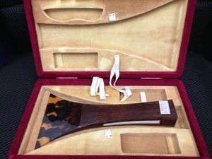 三味線 撥 鼈甲のYahoo!オークション(旧ヤフオク!)の相場・価格を見る