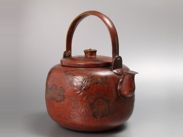 中国古美術 鍍金銅瓶 手彫り 鏨刻 描金 純銅製 花器 床の間飾り古賞物 古擺件 中国古美術 鍍金銅瓶 手彫り鏨刻 描金 純銅製 花器 床の間飾り 伝統