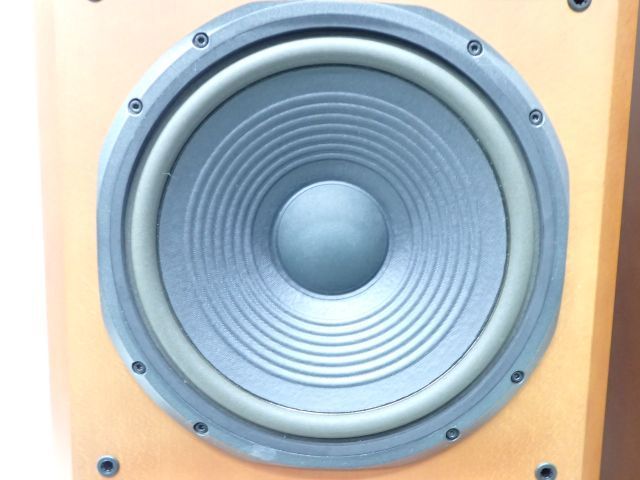 JBL - S3800 Seriesの特長 ヒビノマーケティング Watch JBL スピーカー