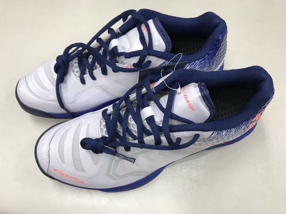 送料無料，爆買い SHTADGC YONEX ヨネックス テニスシューズ パワークッション エアラスダッシュ GC ホワイト/ブルー サイズ25.5 タグ付(25.0cm～)｜売買されたオークション情報、yahooの商品情報をアーカイブ公開 - 男性用