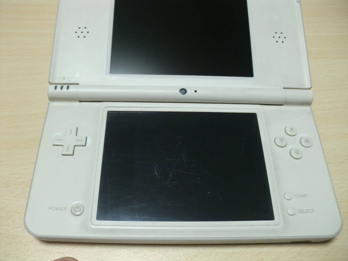 初期化不可 ジャンク扱い NINTENDO DSiLL 本体のみ UTL-001(DSi)｜売買されたオークション情報、yahooの商品情報を ...