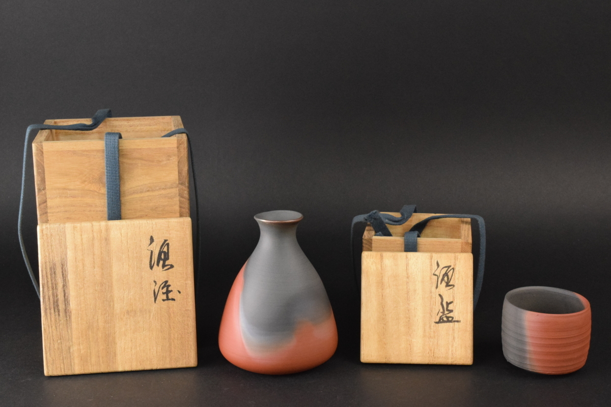 古彩 古美術/ セット販売 酒器 2点セット 伊藤赤水 酒盃 酒注 ぐい呑 徳利 陶磁器 骨董品 初出し(酒器)|売買されたオークション情報 ...