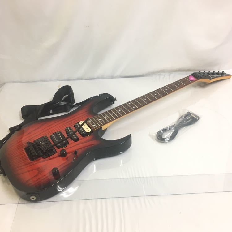 FERNANDES ストラトタイプ（SSH） アーム・ストラップ付、新品弦張替済 Fernandes ストラトタイプ ロック式トレモロ SSH - メルカリ