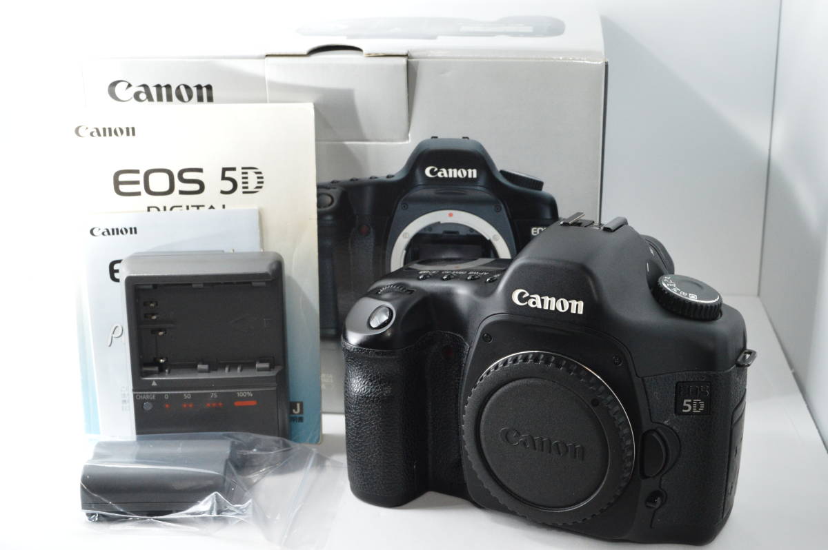 ☆良品☆ キヤノン Canon EOS 5D ボディ ☆元箱＆付属品多数付き