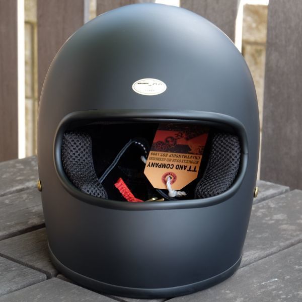 新品廃盤 TT&CO ベビースター L スモールフルフェイスヘルメット 新品廃盤 TT&CO ベビースター L スモールフルフェイスヘルメット
