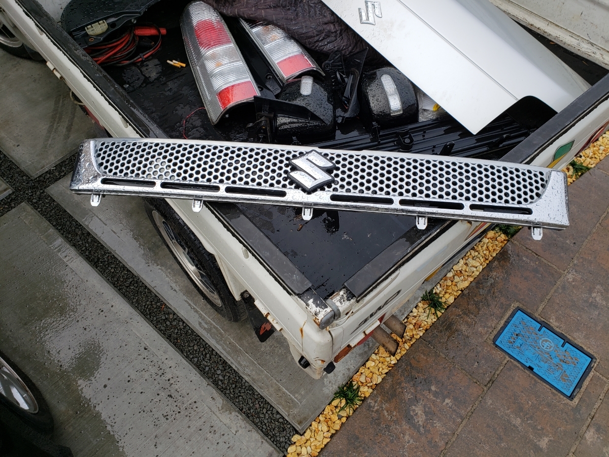 大得価，限定SALE SUZUKI DA64W エブリイワゴン フロント グリル 純正オプション メッキ(フロント)｜売買されたオークション情報、yahooの商品情報をアーカイブ公開 - オークファン スズキ用