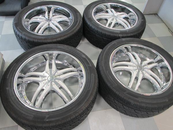 美品ドンコルレオーネ 9.5J±0 150-5H 305/45 22インチ ランクル(22  