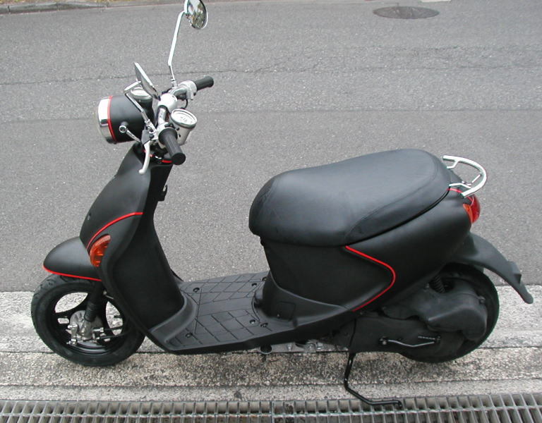 決定スズキ スズキ レッツ4・4サイクル （超美品 中古、艶消ブラック 