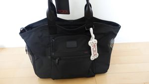 TUMI トゥミ ペットキャリー ショルダーバッグ 型式22180DH