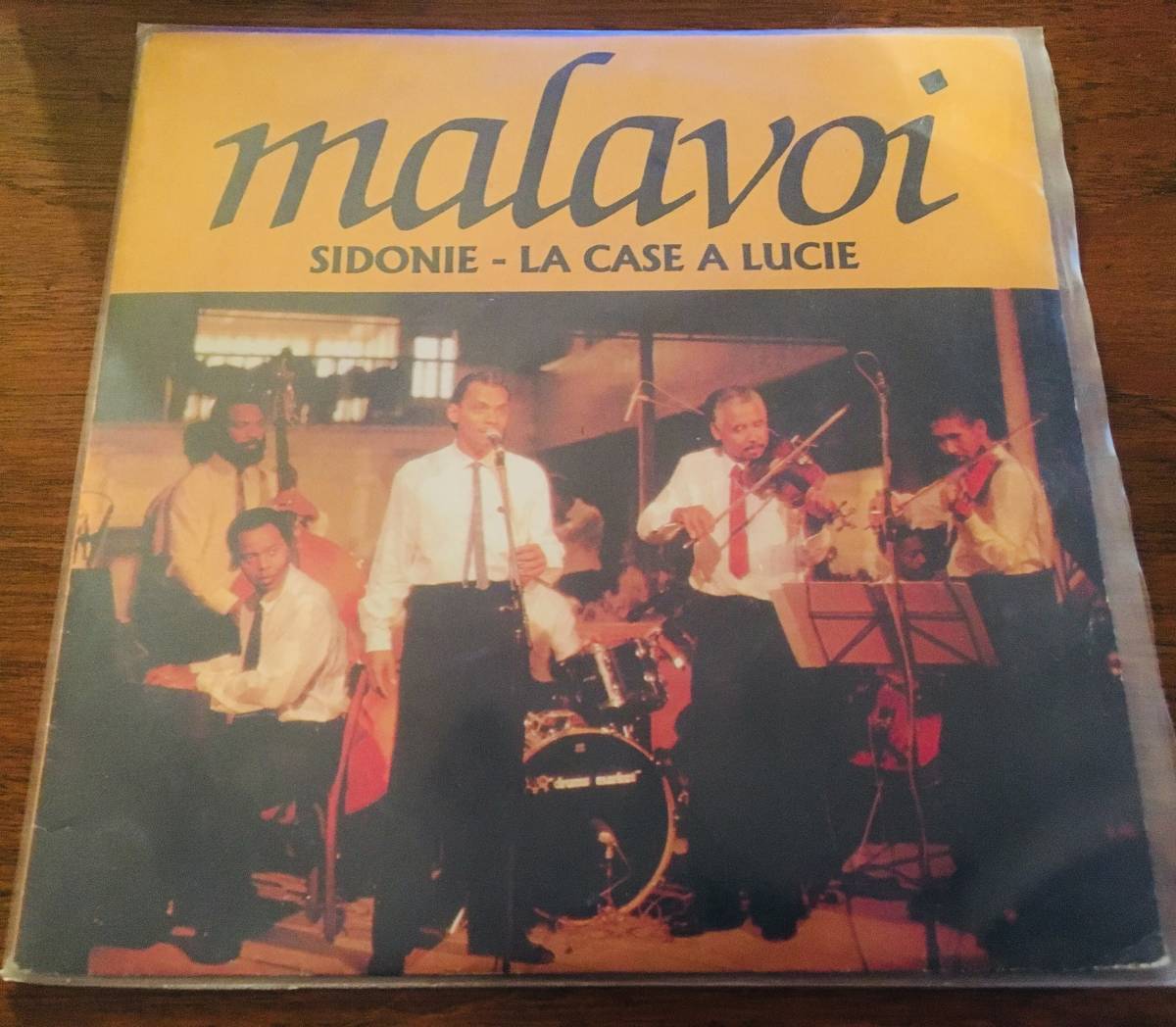  7インチ フレンチカリビアン Malavoi / La Case A Lucie / Sidonie 45 EP マラヴォワ クボタタケシ(その他)｜売買されたオークション情報、yahooの商品情報をアーカイブ公開 - オークファン その他