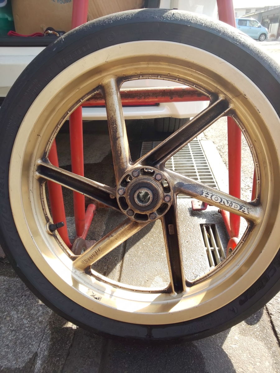 NSR250R mc21 純正金マグネシウムホイールフロント