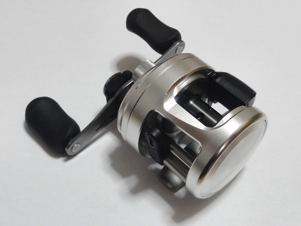 12 カルカッタ 100 シマノ 右ハンドル シマノ 右ハンドル SHIMANO