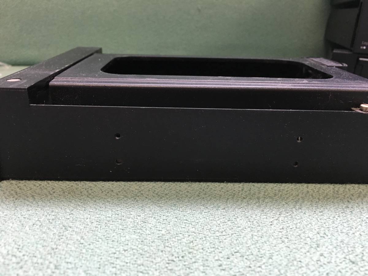 Logitech　ロジテック　 LHR-IS01　BK　(黒）　３．５インチHDケース　５インチ　リムーバブルベイ(残２）　_2